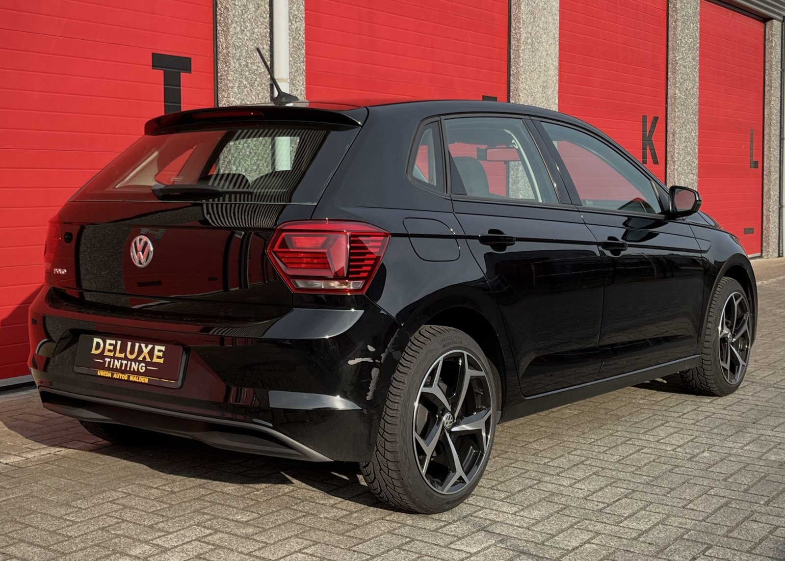 volkswagen-ramen-blinderen-tinten-emmen-deluxetinting volkswagen-ramen-blinderen-tinten-emmen-deluxetinting