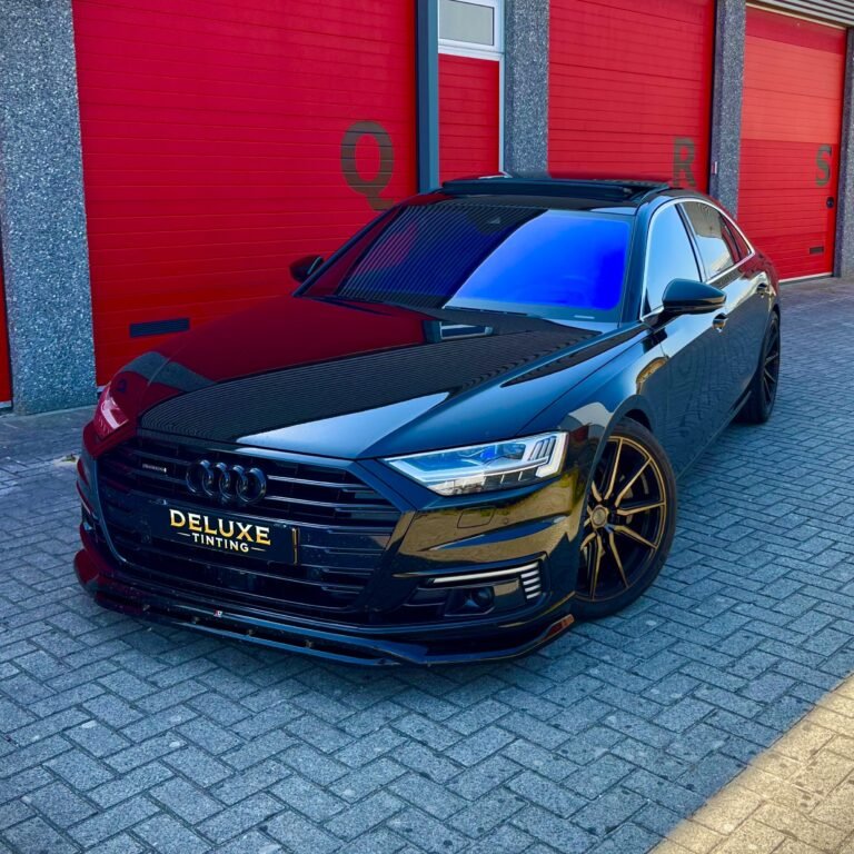 audi-A8L-chameleon-tint