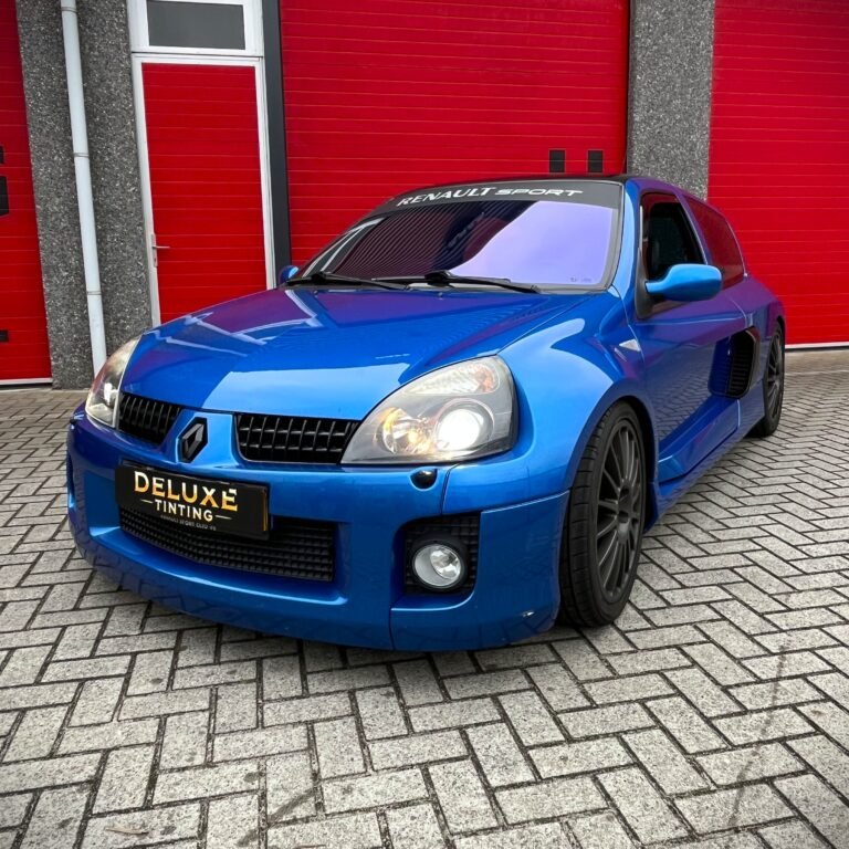 clio-sport-chameleon-tint